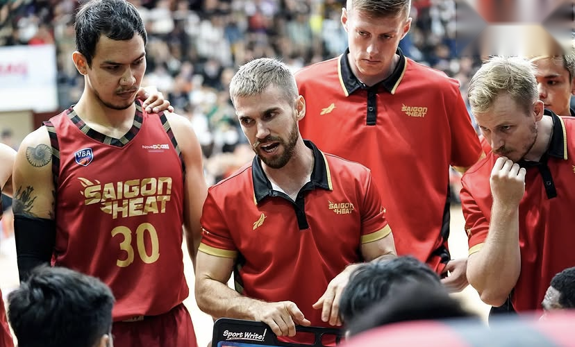 Matt Van Pelt, head coach of the Hanoi Buffaloes